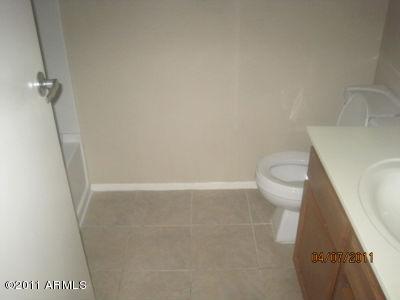 3511 East Baseline Road, Unit 1066 Phoenix, AZ 85042 - Photo 3 of 5 bath