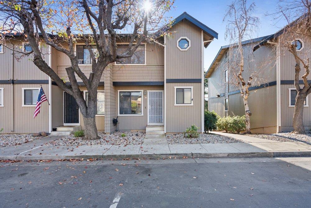 801 Nash Road, Unit B10 Hollister, CA 95023 - Photo 1 of 38