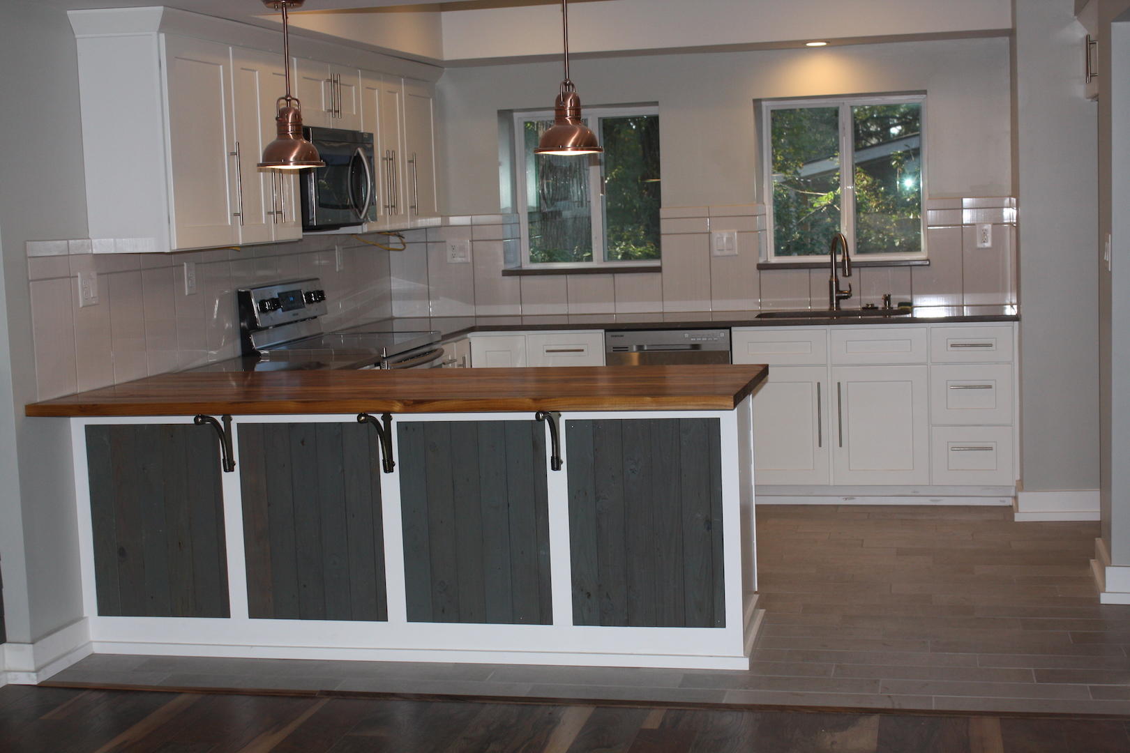 1603 Rainbow Road Charleston, SC 29412 - Photo 5 of 14 Kitchen 5