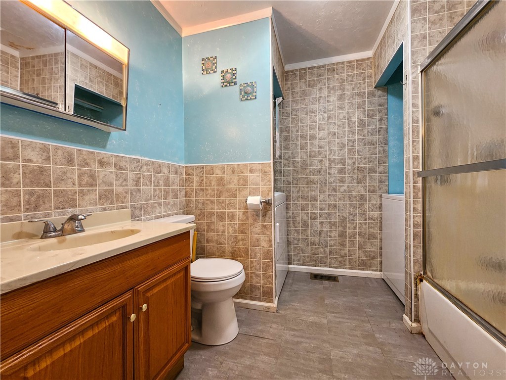 8355 Adams Road Troy, OH 45373 - Photo 7 of 26
