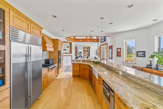 $4,495,000 | 28651 South 1st Hwy Point, Gualala, CA 95445