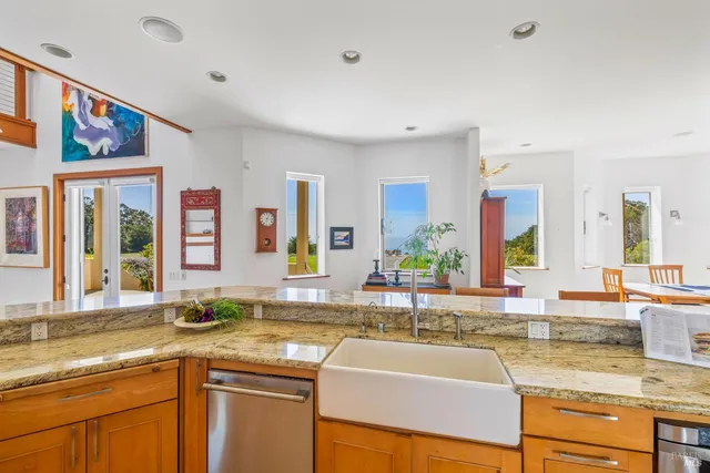 $4,495,000 | 28651 South 1st Hwy Point, Gualala, CA 95445