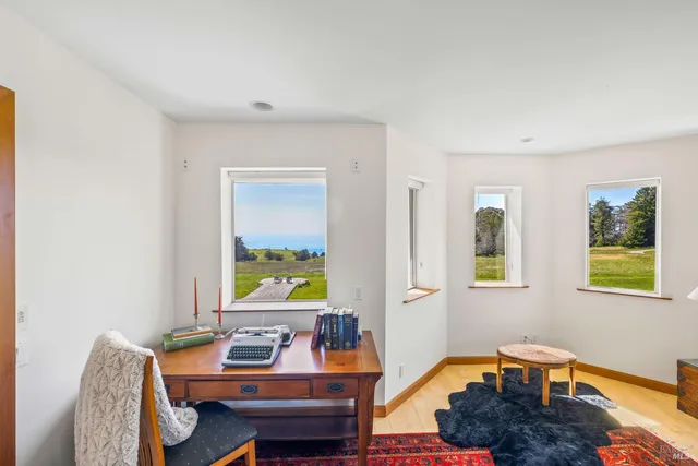 $4,495,000 | 28651 South 1st Hwy Point, Gualala, CA 95445