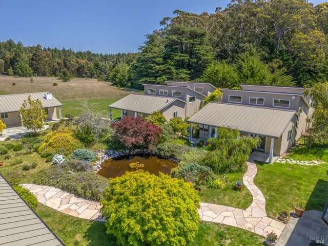 $4,495,000 | 28651 South 1st Hwy Point, Gualala, CA 95445