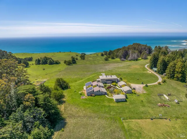 $4,495,000 | 28651 South 1st Hwy Point, Gualala, CA 95445