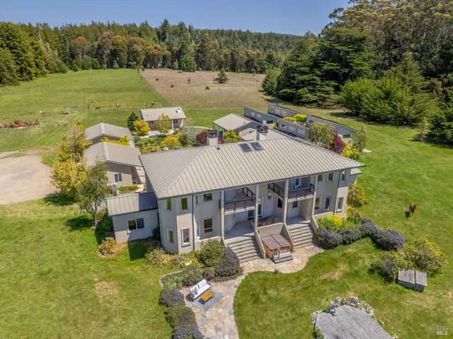 $4,495,000 | 28651 South 1st Hwy Point, Gualala, CA 95445