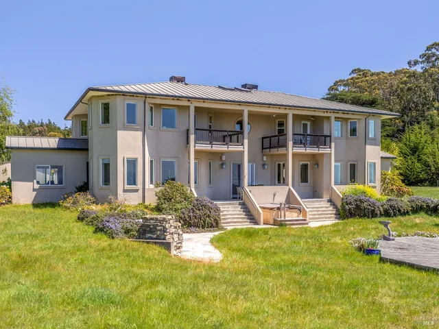 $4,495,000 | 28651 South 1st Hwy Point, Gualala, CA 95445