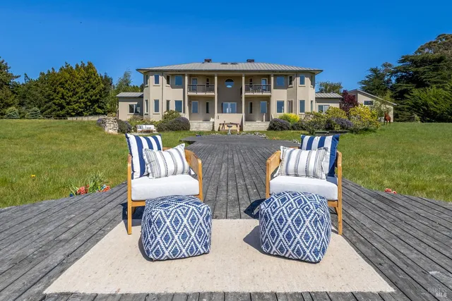 $4,495,000 | 28651 South 1st Hwy Point, Gualala, CA 95445