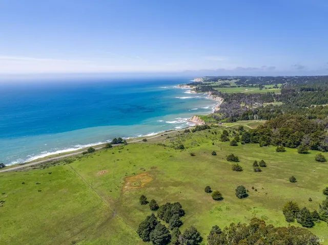 $4,495,000 | 28651 South 1st Hwy Point, Gualala, CA 95445