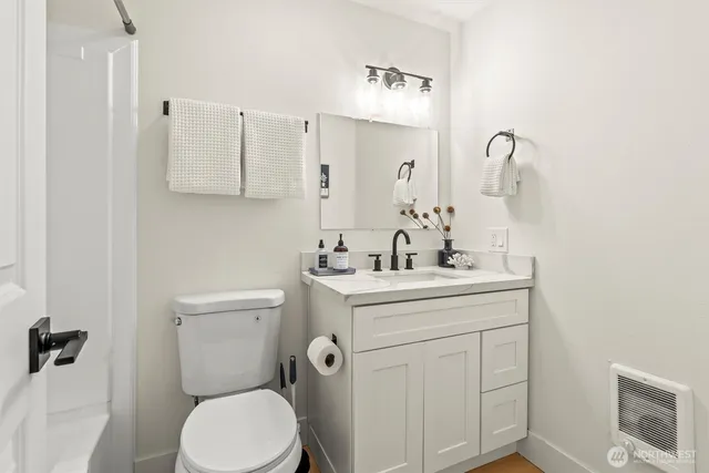 $450,000 | 15426 24th Avenue East, Tacoma, WA 98445