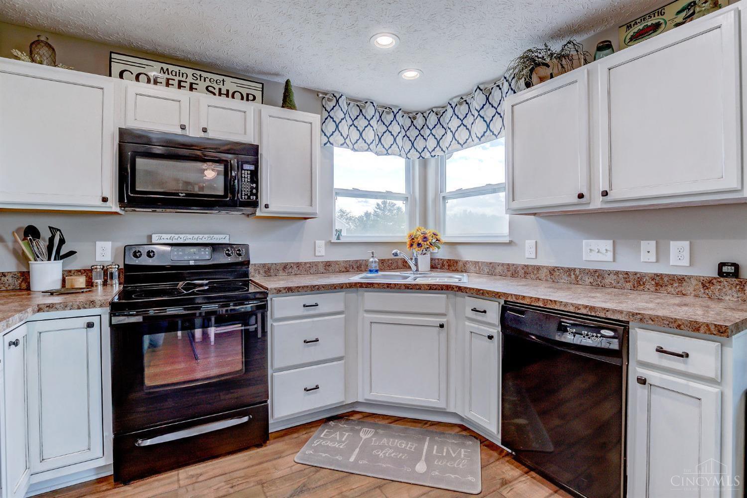 4041 Shaker Road Franklin, OH 45005 - Photo 9 of 38 Gallery Image 9