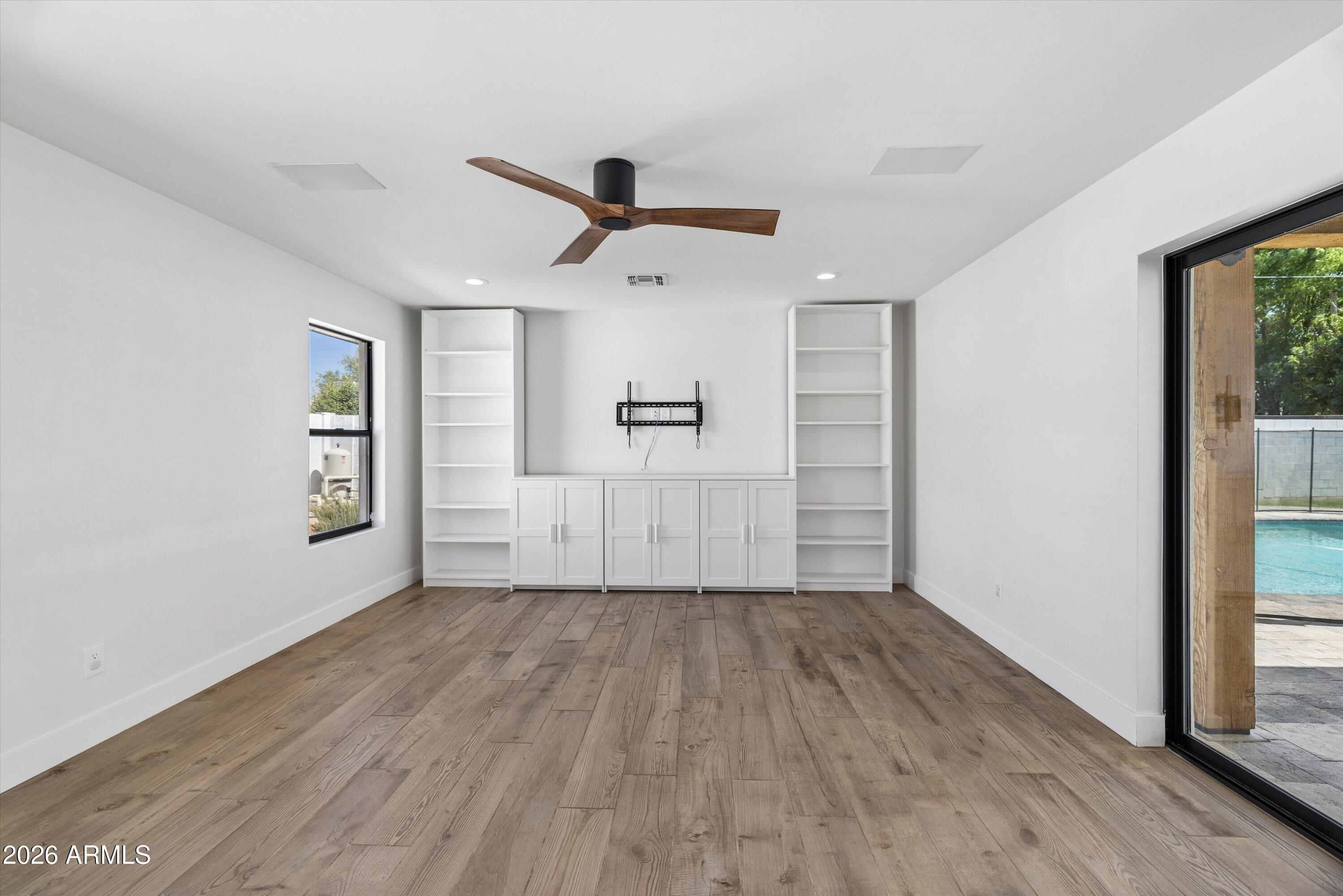 301 East Royal Palm Road Phoenix, AZ 85020 - Photo 14 of 69 13-301 E Royal Palm Rd, Phoenix, AZ 850