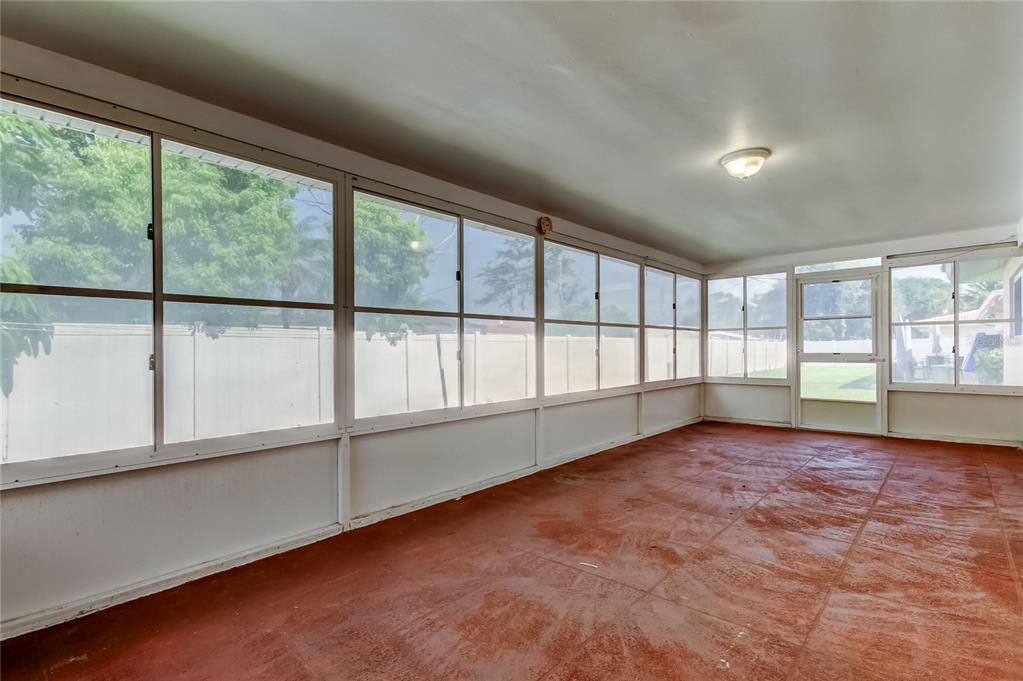 10440 Monarch Drive Largo, FL 33774 - Photo 57 of 91 Gallery Image 57
