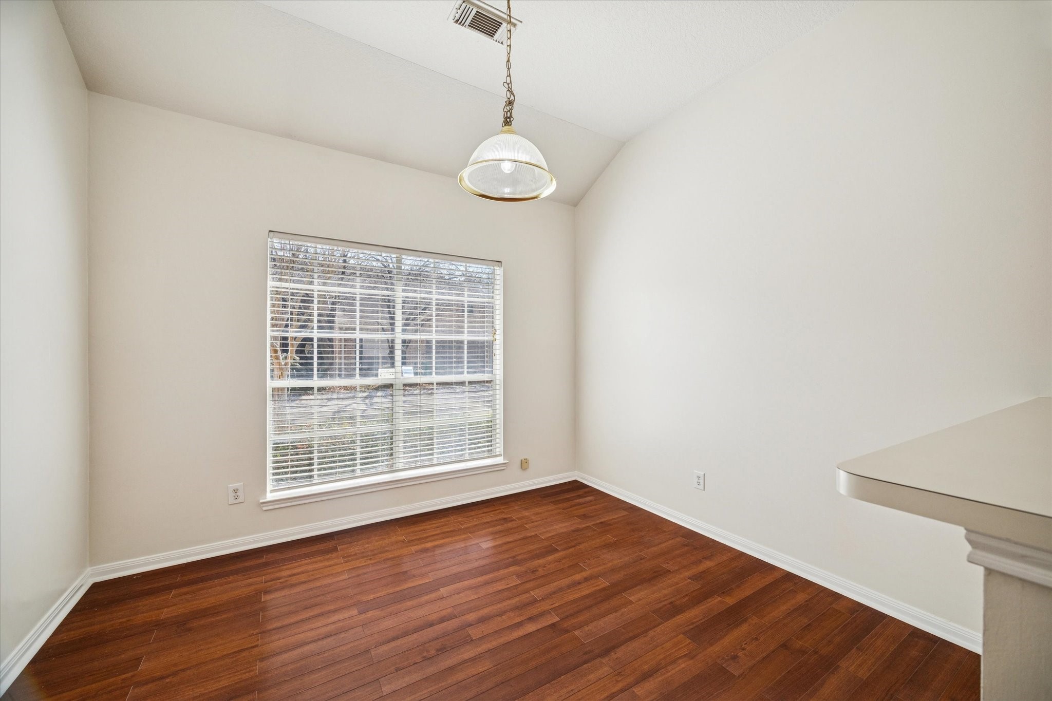 14420 Walters Road, Unit 62 Houston, TX 77014 - Photo 17 of 35 Dining room