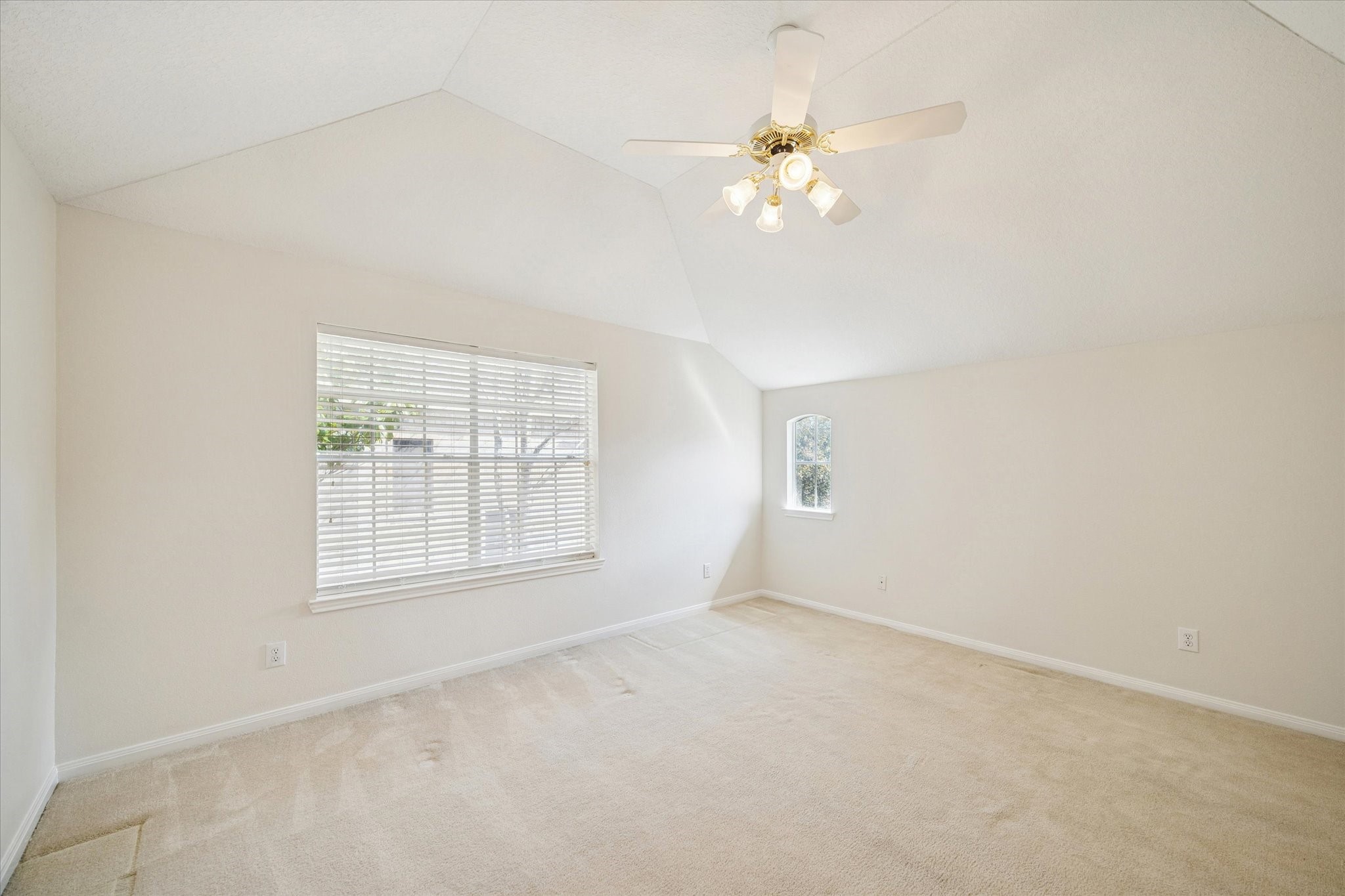 14420 Walters Road, Unit 62 Houston, TX 77014 - Photo 27 of 35 Bedroom 2