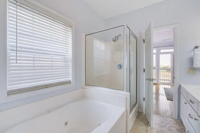 $879,500 | 90 West 2nd Street, Folly Beach, SC 29439