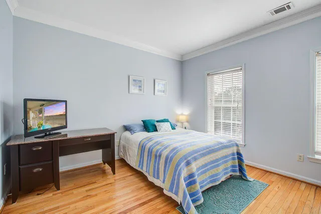 $879,500 | 90 West 2nd Street, Folly Beach, SC 29439