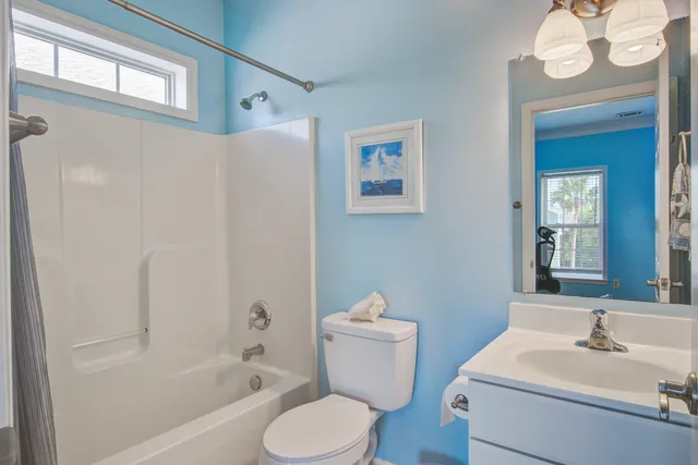 $924,500 | 90 West 2nd Street, Folly Beach, SC 29439