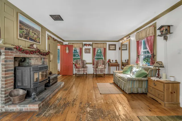 $1,185,000 | 546 Webber Pond Road, Vassalboro, ME 04989