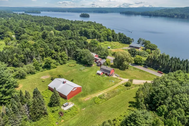 $1,185,000 | 546 Webber Pond Road, Vassalboro, ME 04989