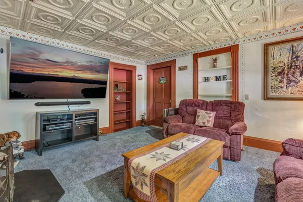 $1,185,000 | 546 Webber Pond Road, Vassalboro, ME 04989