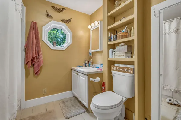 $1,185,000 | 546 Webber Pond Road, Vassalboro, ME 04989