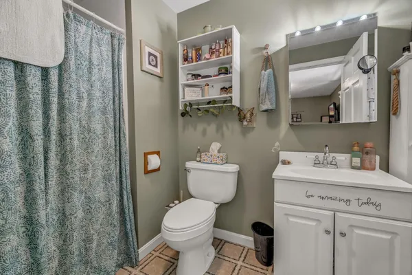 $1,185,000 | 546 Webber Pond Road, Vassalboro, ME 04989