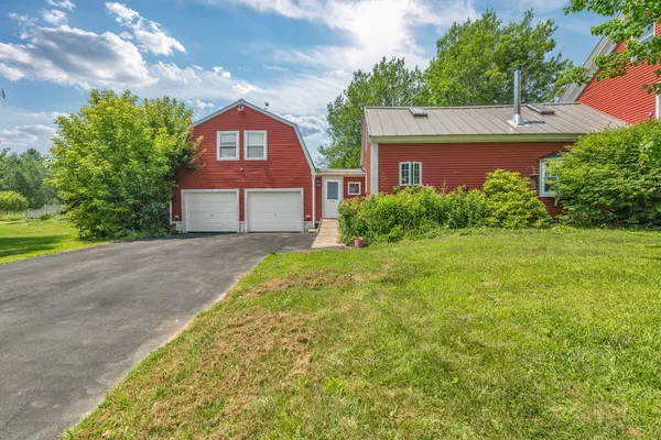 $1,185,000 | 546 Webber Pond Road, Vassalboro, ME 04989