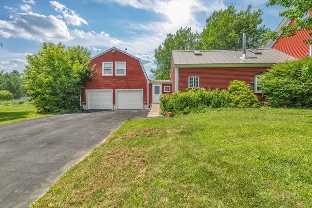 $1,185,000 | 546 Webber Pond Road, Vassalboro, ME 04989