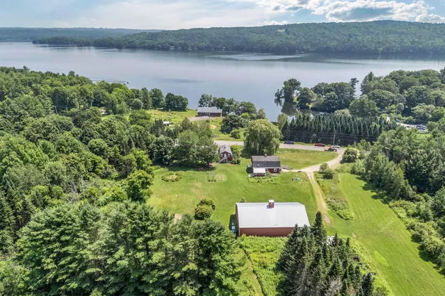 $1,185,000 | 546 Webber Pond Road, Vassalboro, ME 04989