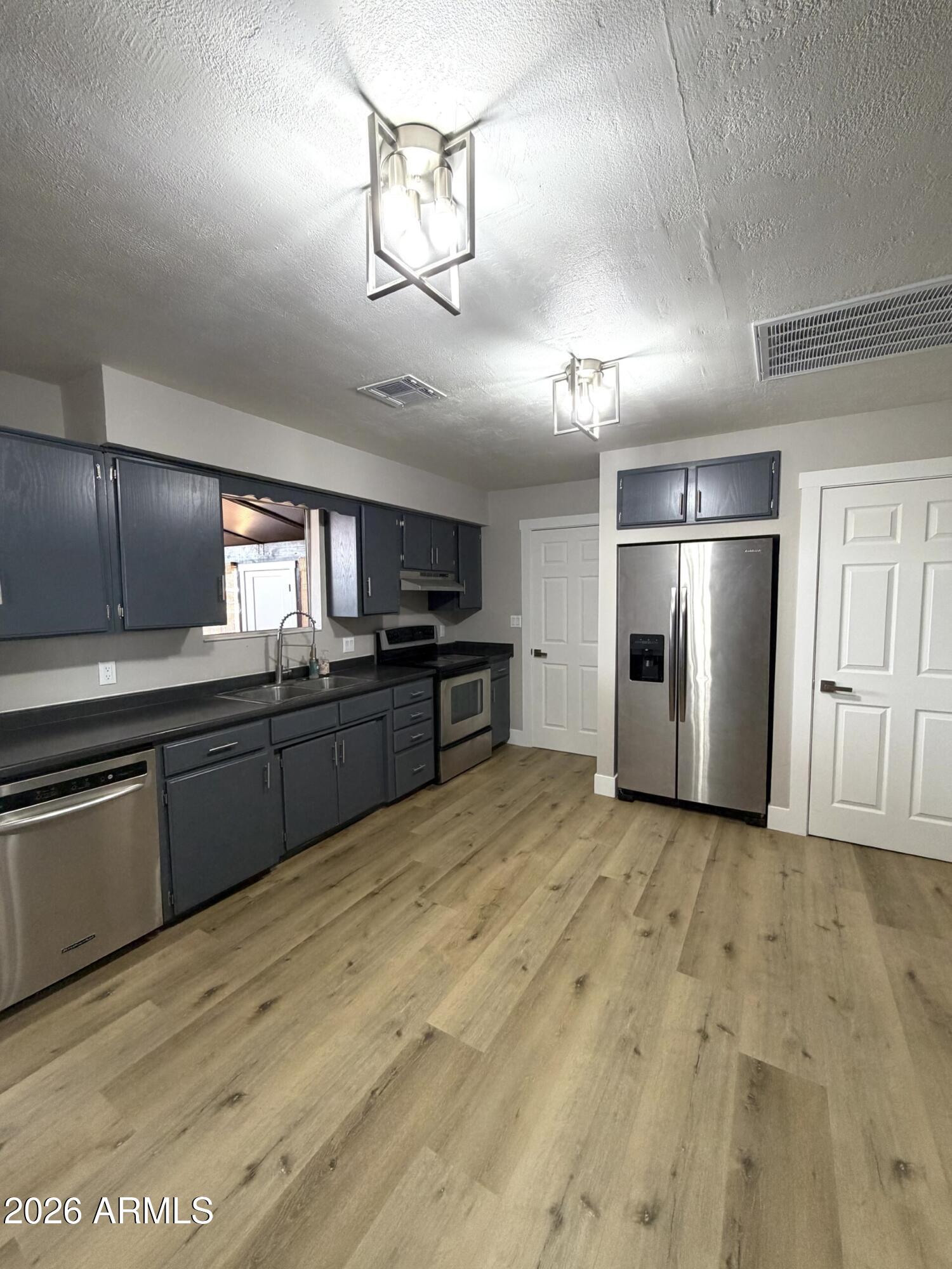 2750 East 15th Street Douglas, AZ 85607 - Photo 3 of 22
