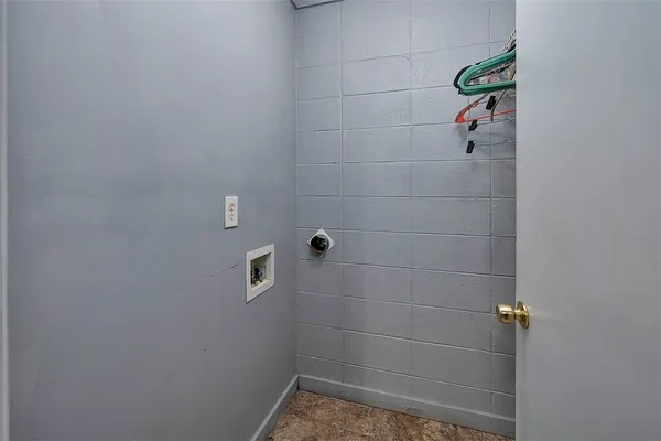 $995 | 505 1st Avenue, Brunswick, GA 31520
