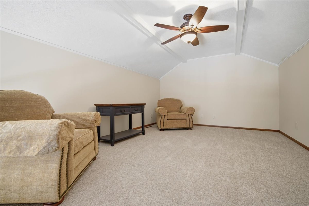 9 Spruce Court Bloomington, IL 61704 - Photo 26 of 42 a living room with furniture
