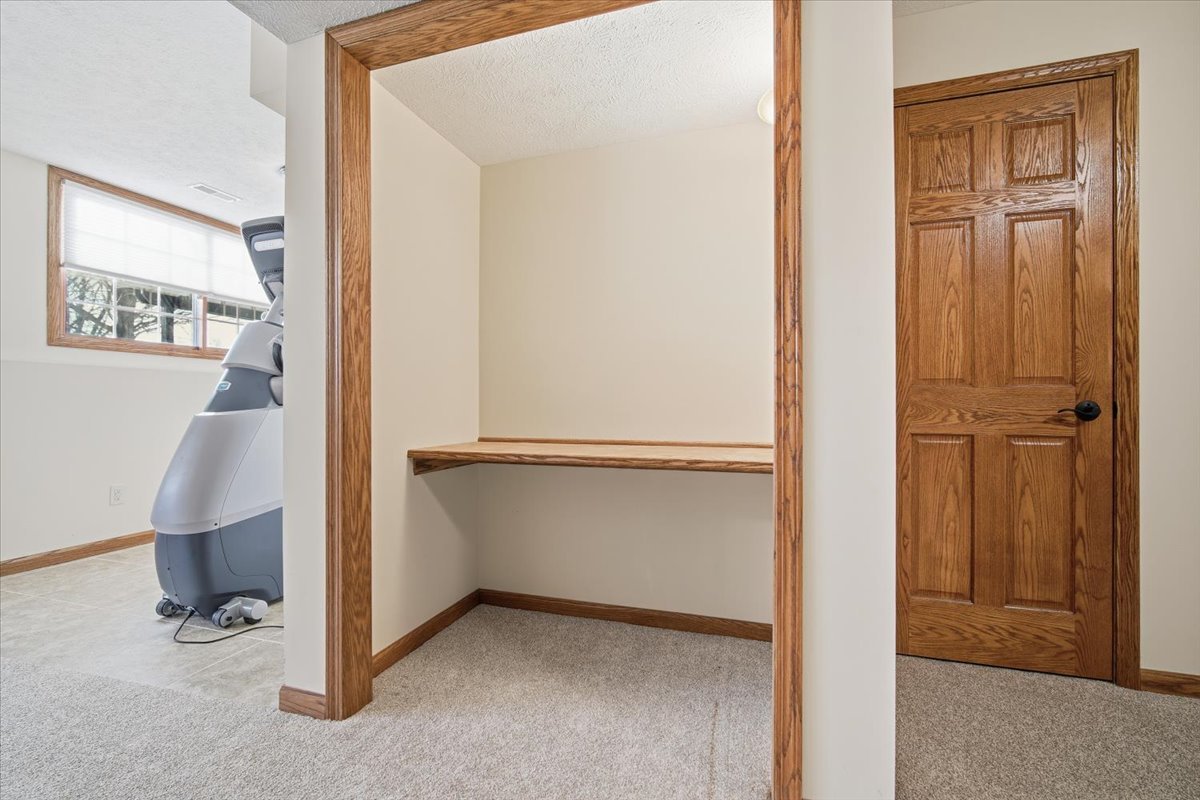 9 Spruce Court Bloomington, IL 61704 - Photo 34 of 42