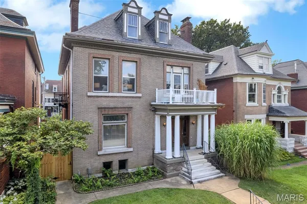 $544,900 | 3532 Victor Street, St. Louis, MO 63104