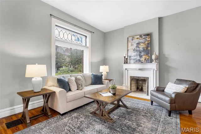 $549,900 | 3532 Victor Street, St. Louis, MO 63104