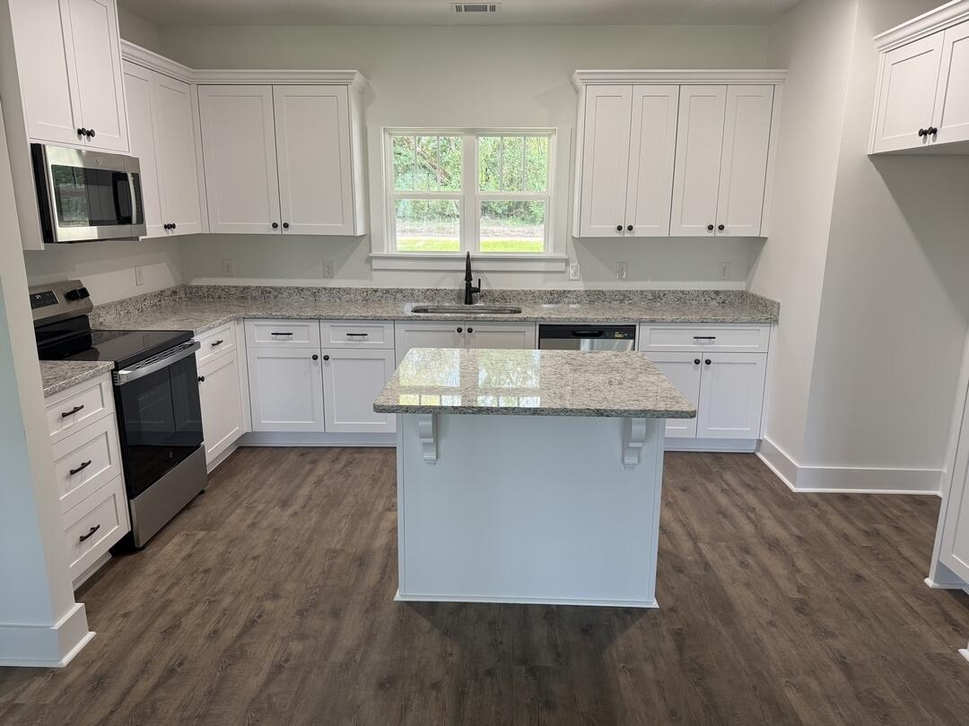 250 Dobson Road Beech Island, SC 29842 - Photo 23 of 26 250dobsonkitchen011080