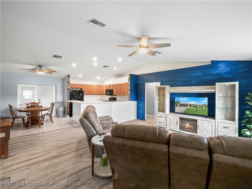 40 Quail Roost Road Lake Placid, FL 33852 - Photo 5 of 26