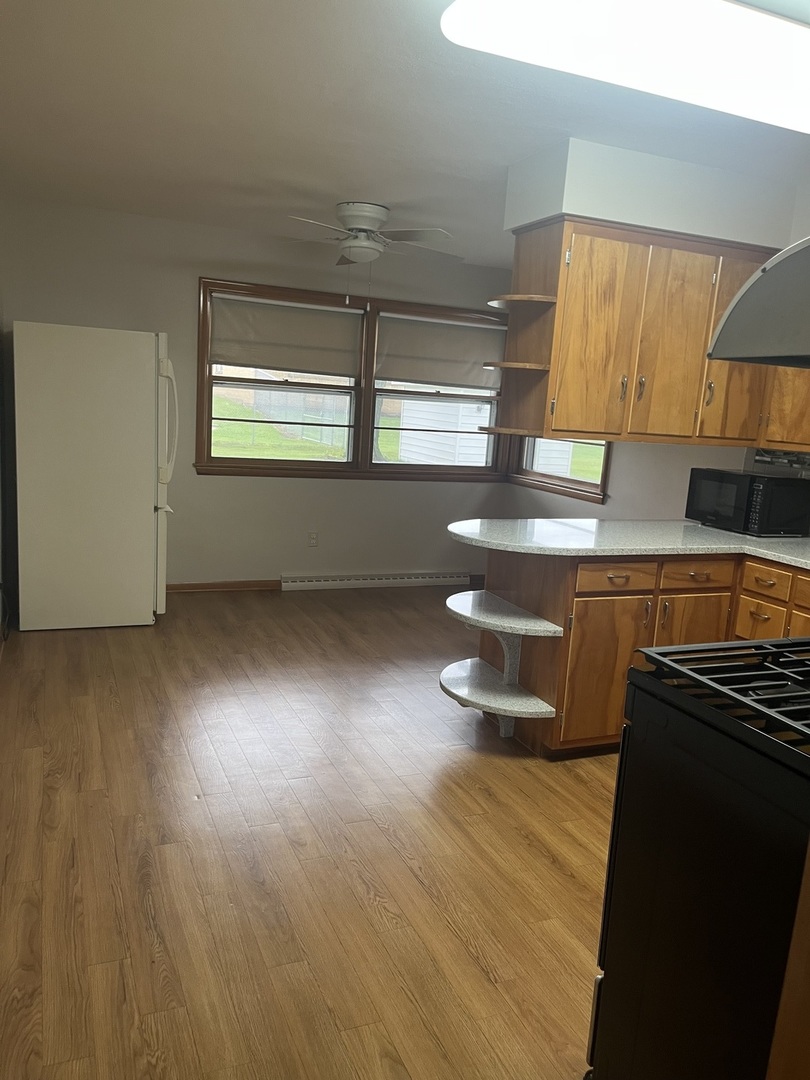 532 Riley Drive Marengo, IL 60152 - Photo 4 of 12