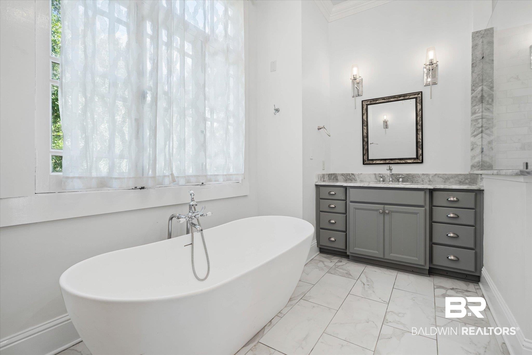 208 State Street Mobile, AL 36603 - Photo 25 of 43 Gallery Image 25