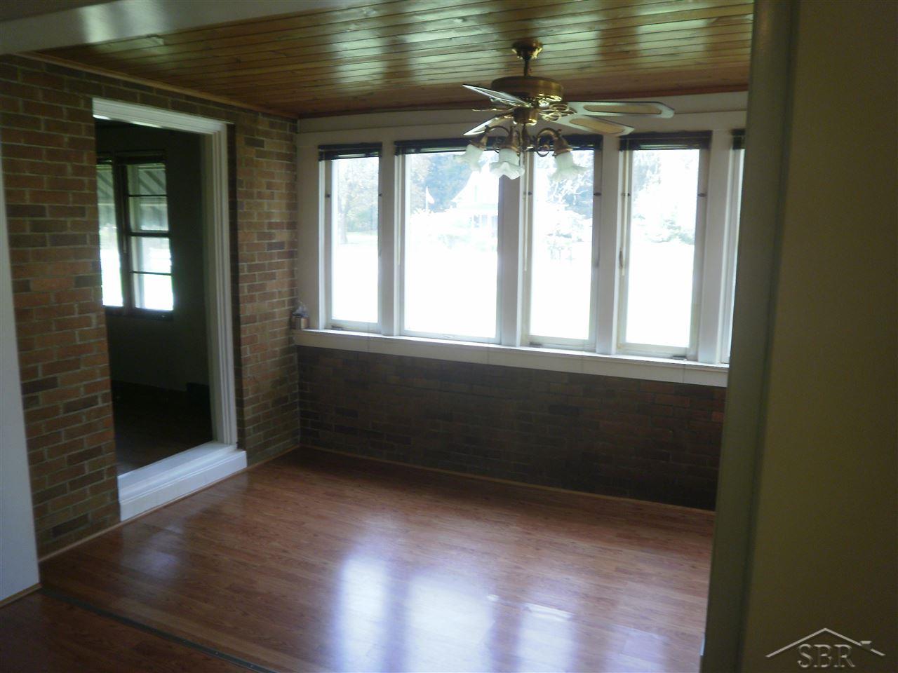 1550 Hemmeter Road Saginaw, MI 48638 - Photo 4 of 15 50059562-3.JPG