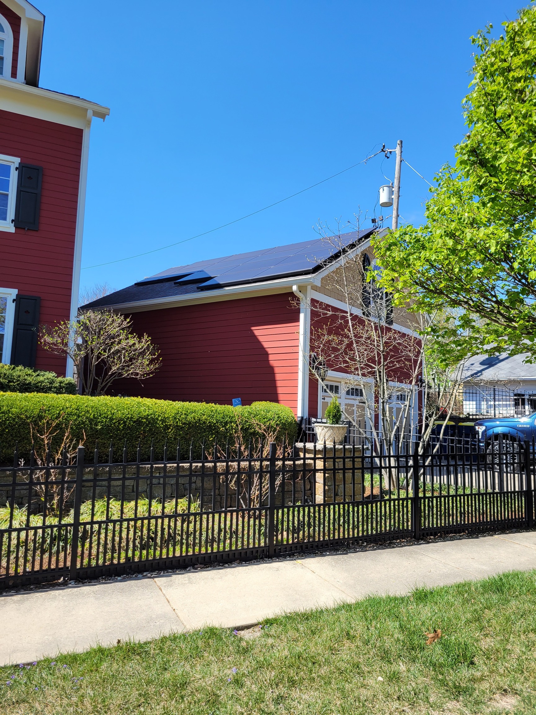 324 Poplar Road Indianapolis, IN 46219 - Photo 2 of 63 Gallery Image 2