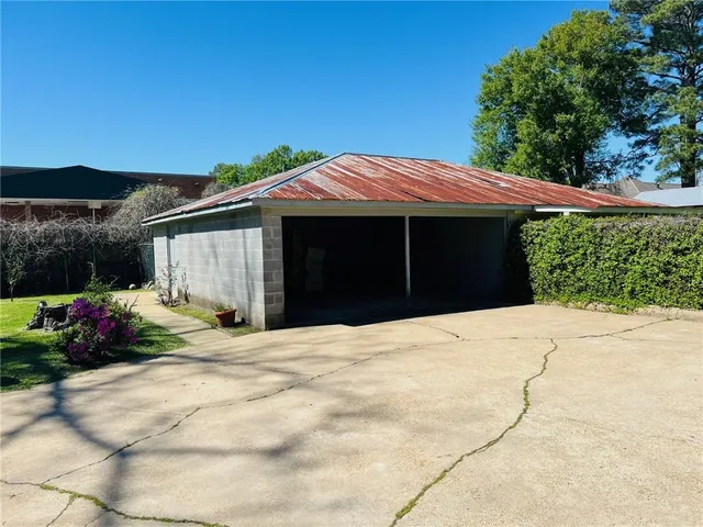 $249,900 | 221 West Waddil Street, Marksville, LA 71351