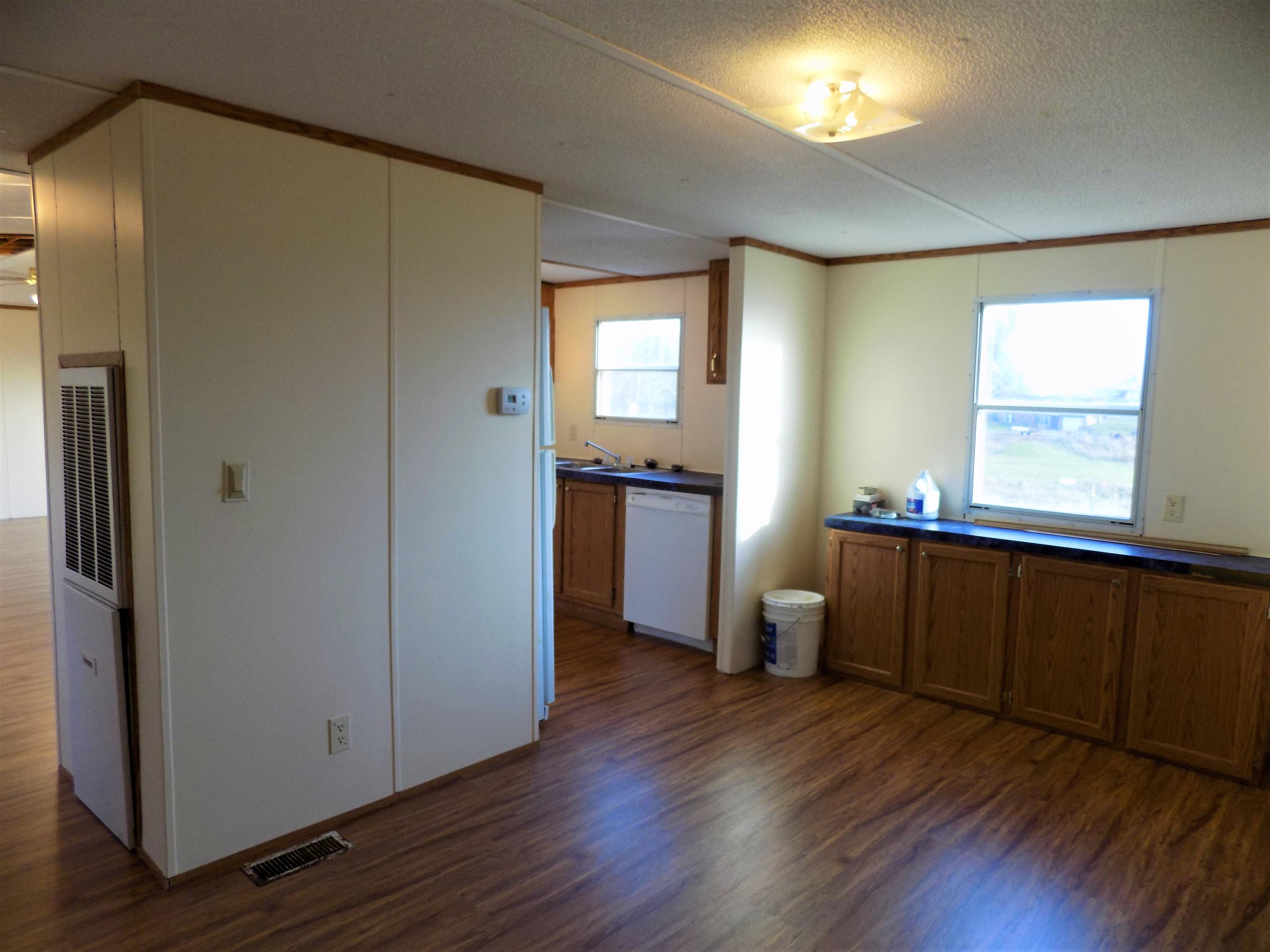 2109 Fraker Road Jefferson City, TN 37760 - Photo 14 of 35 Breakfast Area