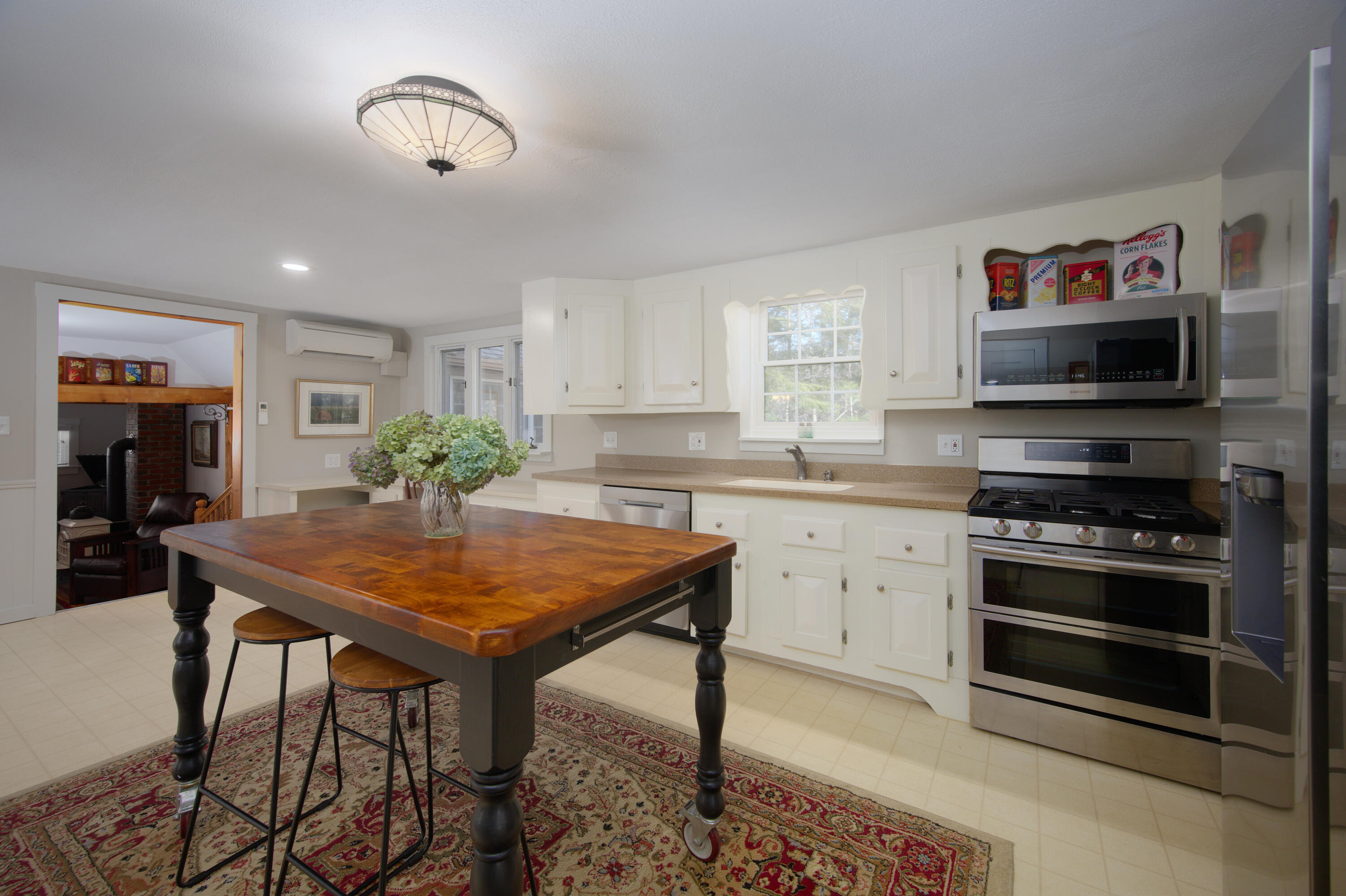 24 County Road Cape Neddick, ME 03902 - Photo 15 of 56 interior12