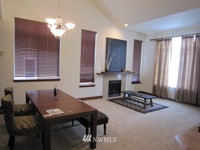 3225 171st Place Southeast Bothell, WA 98012 - Photo 10 of 24 Gallery Image 10