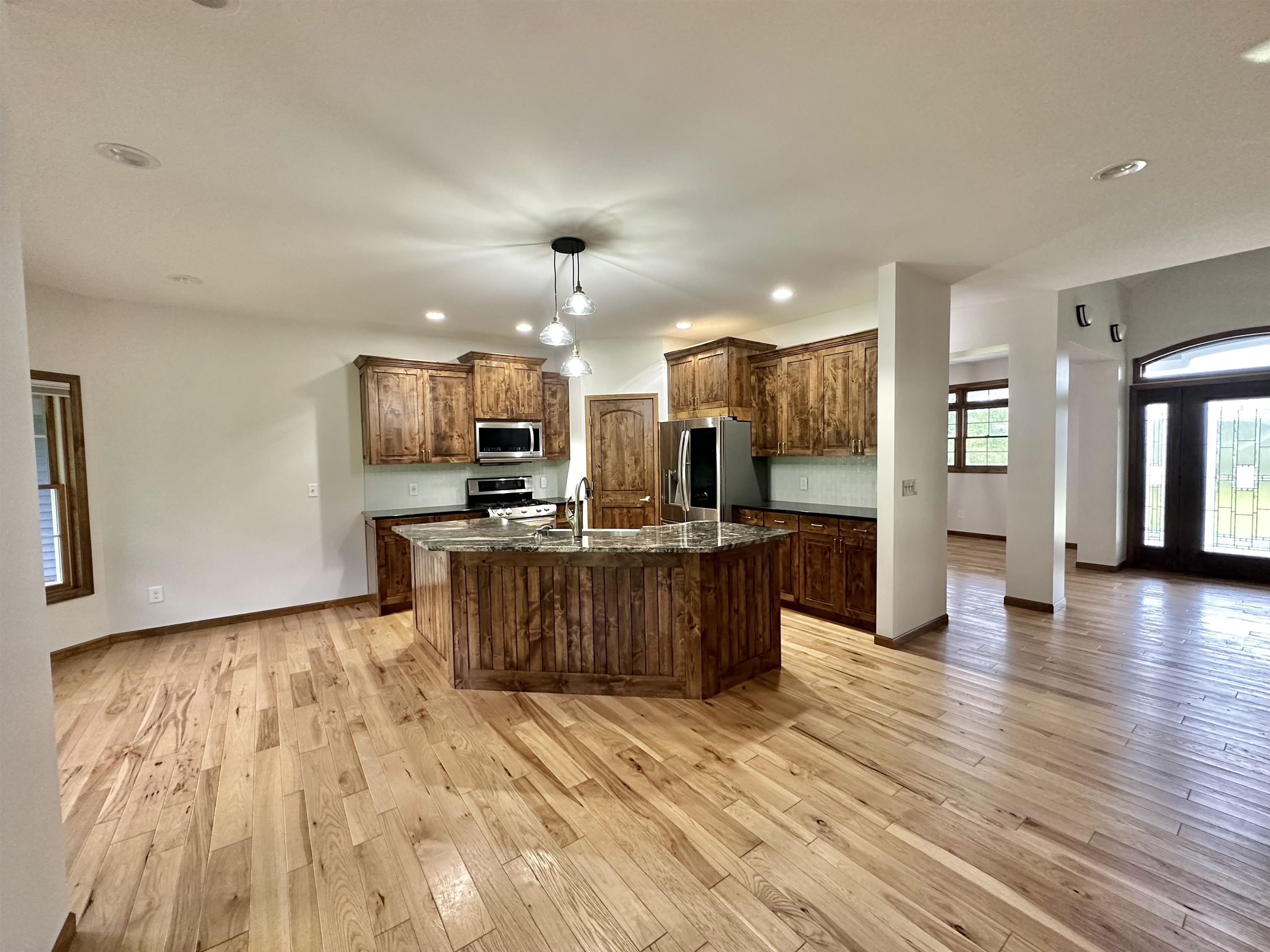 1009 Rogers Road Linwood, MI 48634 - Photo 5 of 47