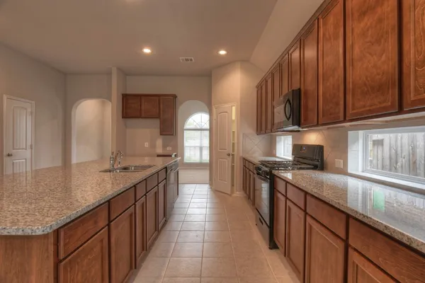 $2,100 | 21215 Flowering Dogwood Circle, Porter, TX 77365