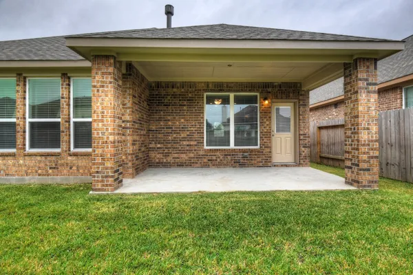 $2,100 | 21215 Flowering Dogwood Circle, Porter, TX 77365