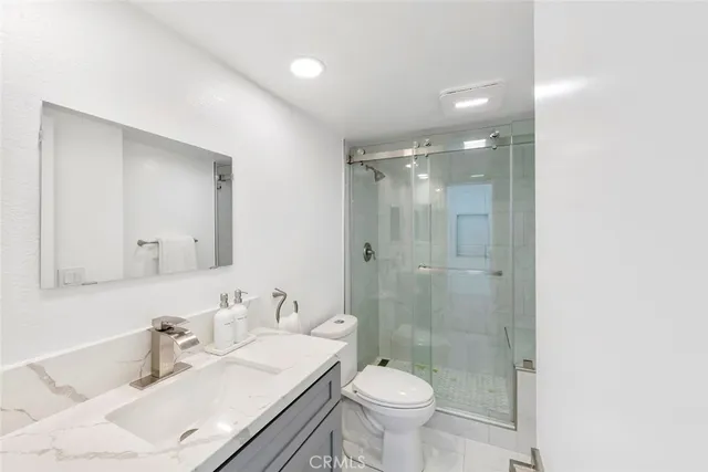 $1,099,000 | 918 Hyde Court, Costa Mesa, CA 92626